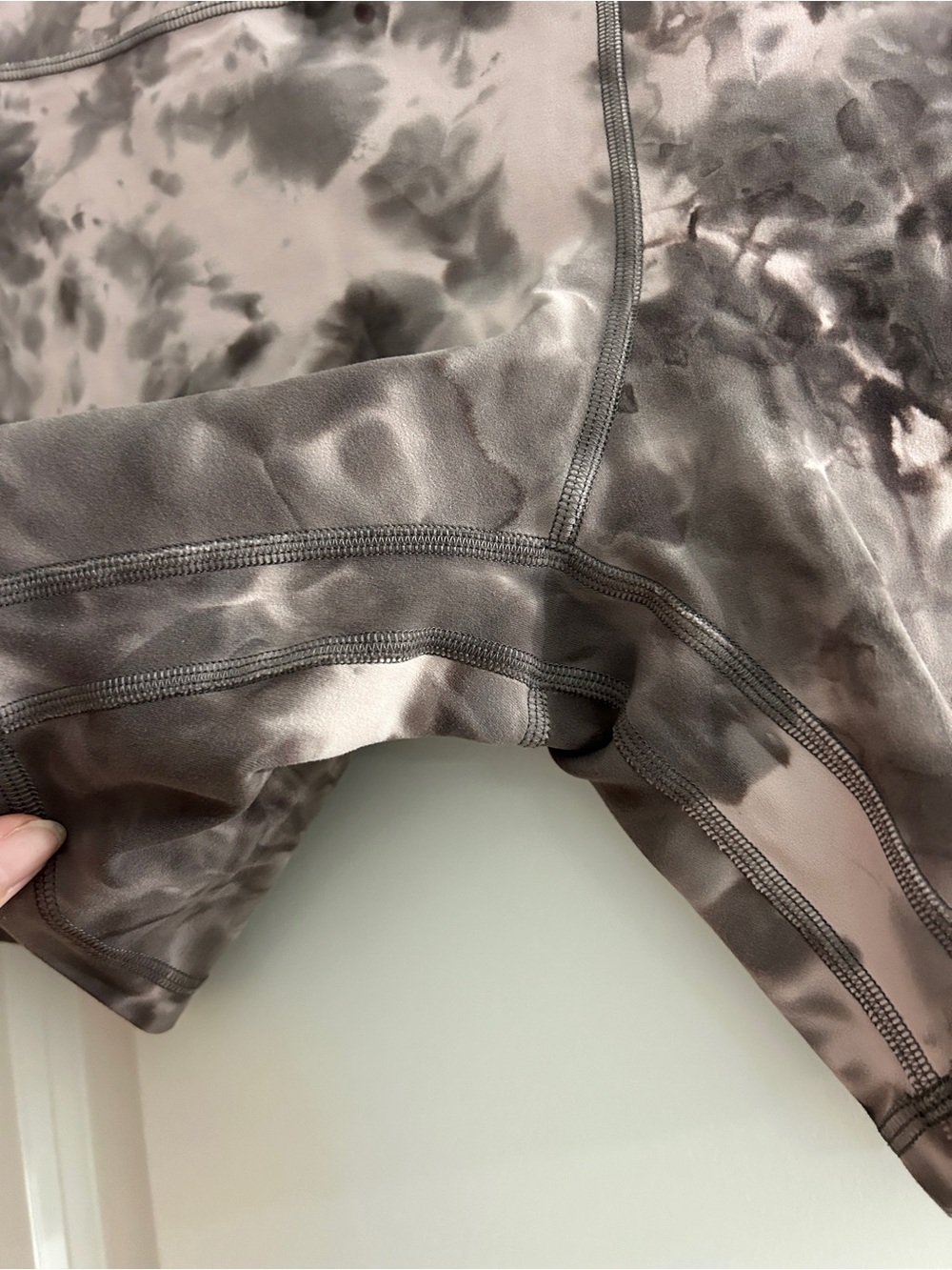 Lululemon Align High-Rise Short 6" Diamond Dye Pitch Grey Size 16 - Picture 6 of 10
